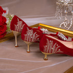 Damen Glamouröse Pumps mit funkelndem Schmuckdetail und eleganter Schleife R&B
