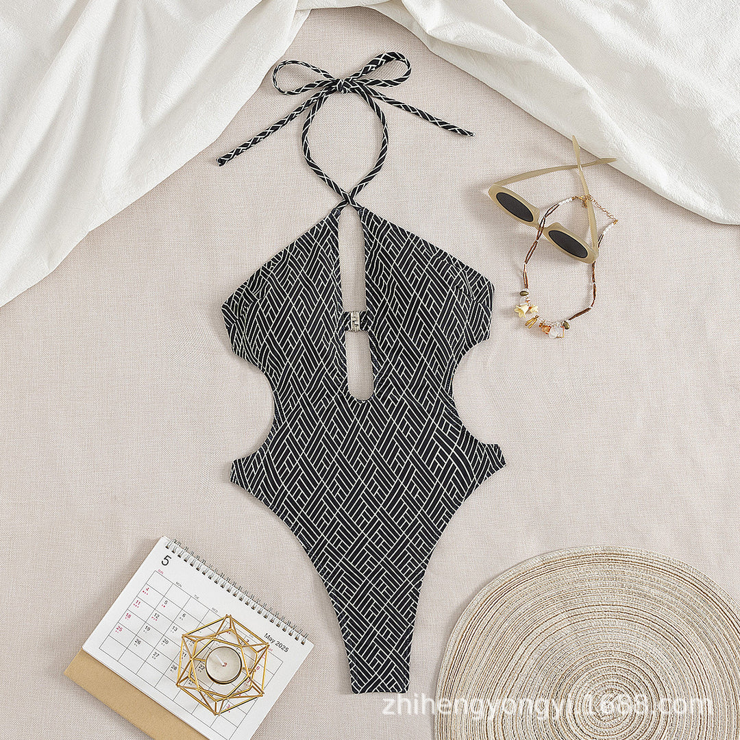 Damen Einteiler Badeanzug mit kreativem Cut-Out R&B