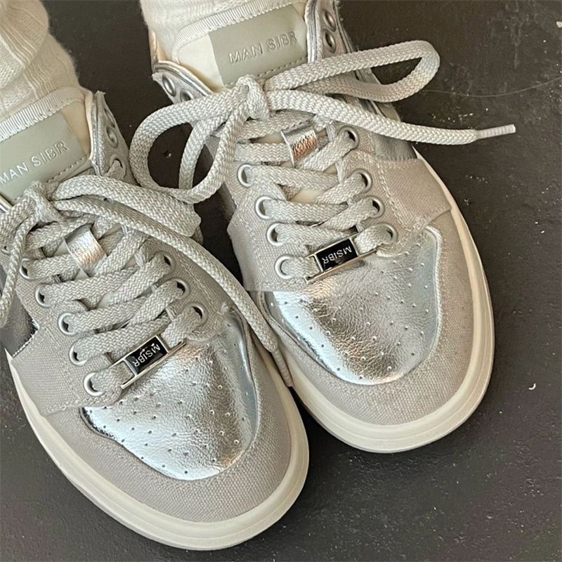 Damen modische Sneakers mit glänzenden Akzenten und atmungsaktiver Oberflächenstruktur R&B