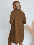 Damen Strickmantel mit modernem Wellenmuster und lässigem Schnitt