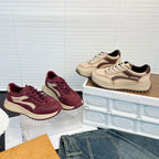 Damen Komfortable Sneakers mit robustem Sohlenprofil und atmungsaktiver Obermaterialstruktur R&B