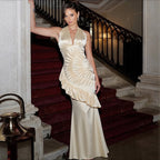 Damen Elegantes Maxikleid mit asymmetrischem Schnitt und raffinierten Drapierungen R&B