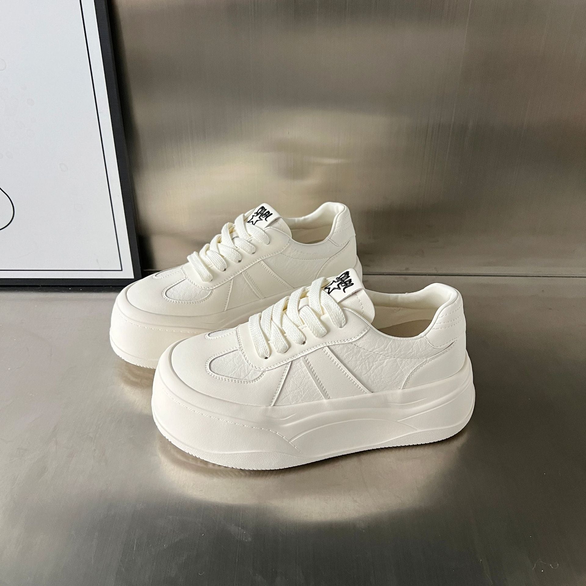 Damen Komfortable Plateau Sneakers mit atmungsaktivem Obermaterial und rutschfester Sohle R&B