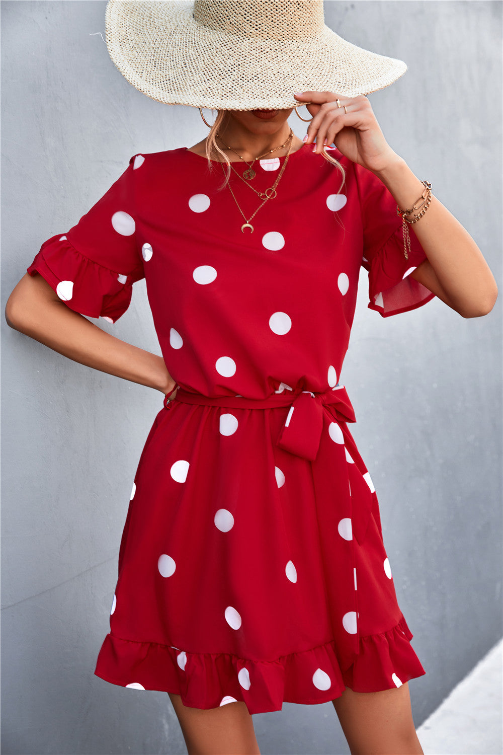 Damen Ballonkleid mit voluminösen Rüschensäumen und tailliertem Gürtel R&B