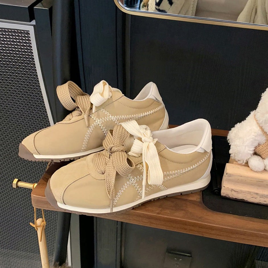 Damen Sportliche Lifestyle-Sneaker mit innovativem Schnürsystem und atmungsaktiver Sohle R&B