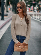 Damen Langarmbluse mit strukturiertem Muster und Knopfdetail R&B