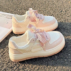 Damen Sneakers mit sportlich-elegantem Design R&B