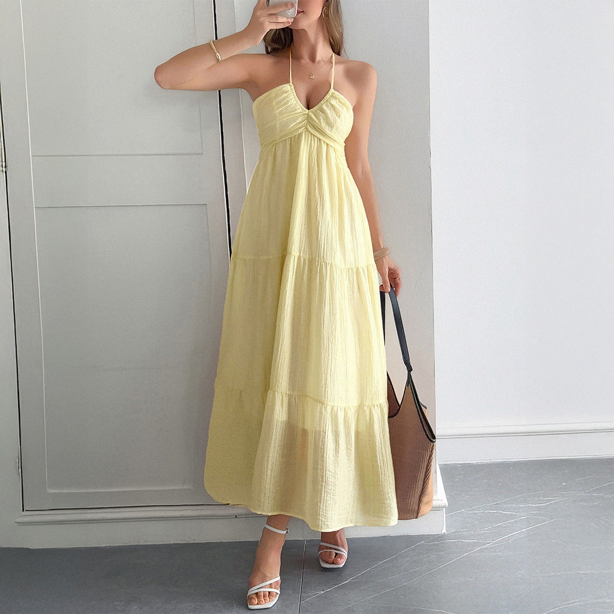 Damen Maxidress mit elegantem Rüschendesign und verstellbaren Spaghettiträgern R&B
