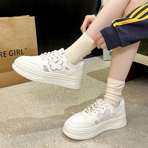 Damen Sneakers mit luftiger Mesh-Oberfläche und komfortabler Plateausohle R&B