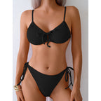 Damen Triangel-Bikini mit modischem Knotendetail und elastischen Trägern R&B