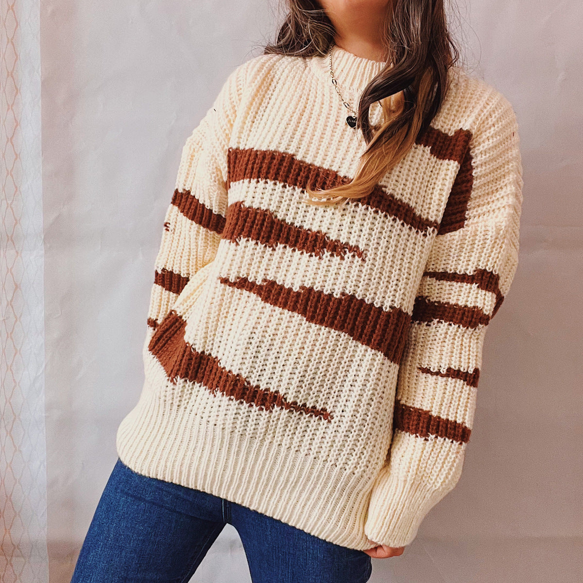 Damen Grobstrickpullover mit luxuriösem Muster und körperbetontem Schnitt R&B
