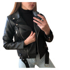 Damen Kunstleder Bikerjacke mit Zierelementen