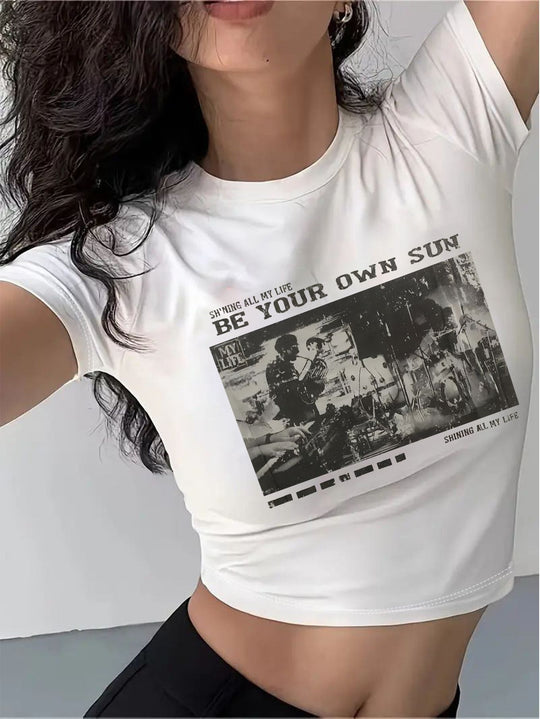Damen Crop-T-Shirt mit inspirierendem Schriftzug und Sternen-Design R&B