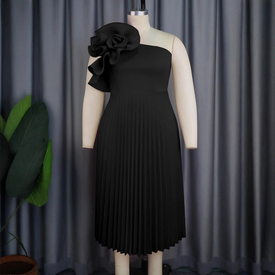 Damen Faltenrock Abendkleid mit asymmetrischem Schnitt und dekorativer Blütenapplikation R&B