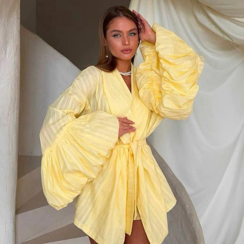 Damen eleganter Kimono mit voluminösen Ärmeln R&B