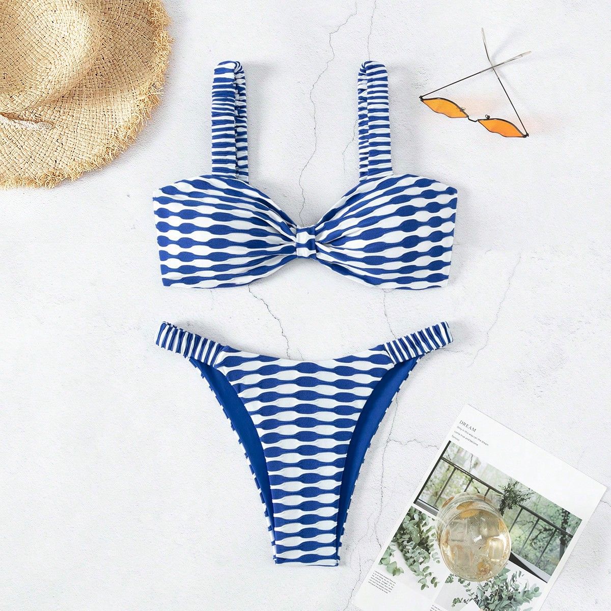 Damen Bandeau-Bikini mit einzigartigem Muster und verstellbaren Trägern