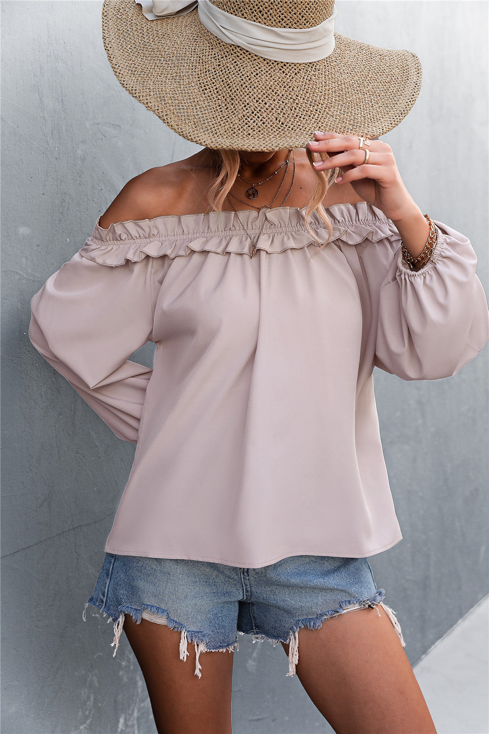 Damen Bluse mit off-shoulder Design und Rüschendetail R&B
