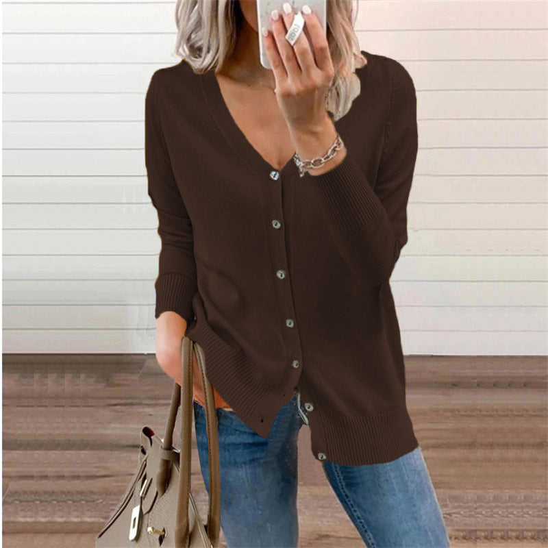 R&B | Klassische und Stilvolle Strickjacke
