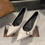 Damen elegante Pumps mit dekorativem Schnallenverschluss und spitzem Design R&B