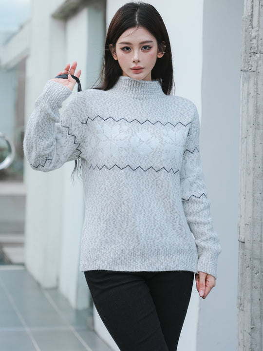 Damen kuscheliger Pullover mit hochgelegtem Kragen und winterlichem Motiv R&B