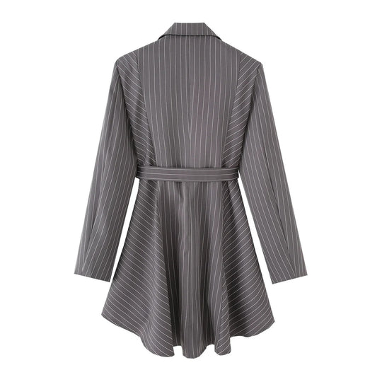 Damen gestreifte Blazerjacke mit definiertem Taillenschnitt und elegantem Gürtel R&B