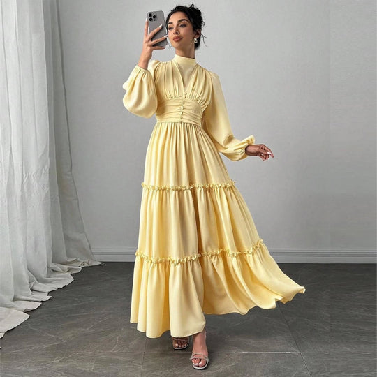 Damen Maxikleid mit eleganten Rüschendetails und gerafftem Oberteil R&B