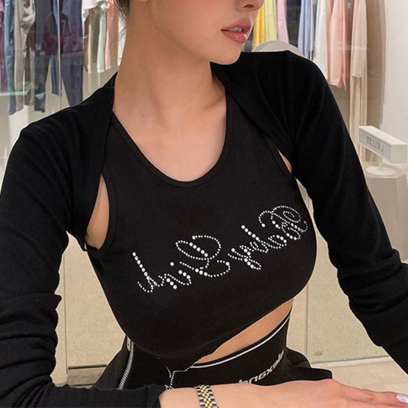 Damen Crop-Top mit glitzerndem Schriftzug und trendy Schnitt R&B