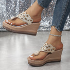 Damen Glamouröse Plateau-Sandalen mit funkelnden Perlen und Strassdetails