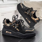 Damen Sportliche Chunky Sneakers mit stabiler Sohle und modischem Textil-Hintergrund