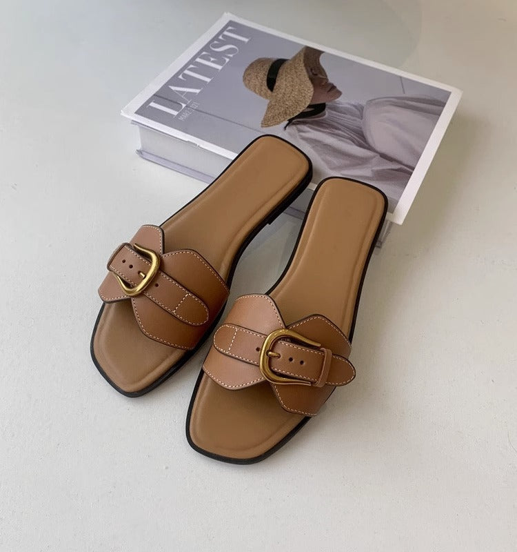Damen modische Zehentrenner-Sandalen mit luxuriösem Schnallenakzent und bequemem Fußbett R&B