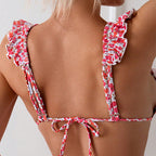Damen Triangel-Bikini mit fröhlichem Blumenmuster und eleganten Rüschendetails