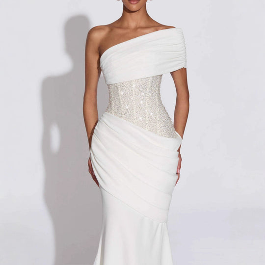 Damen Elegantes und figurbetontes Abendkleid mit asymmetrischem Ausschnitt R&B