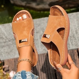 Damen Modische Slipper mit elegantem Riemendetail R&B