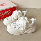 Damen Sportliche Freizeitsneaker mit einzigartigen Tiermotiven und praktischen Schnürdetails