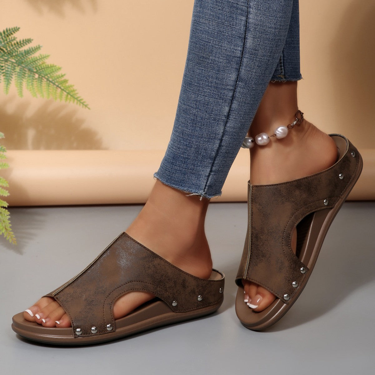 Damen Komfortable Slide-Sandalen mit modischem Cut-Out-Design und elegantem Strassbesatz R&B