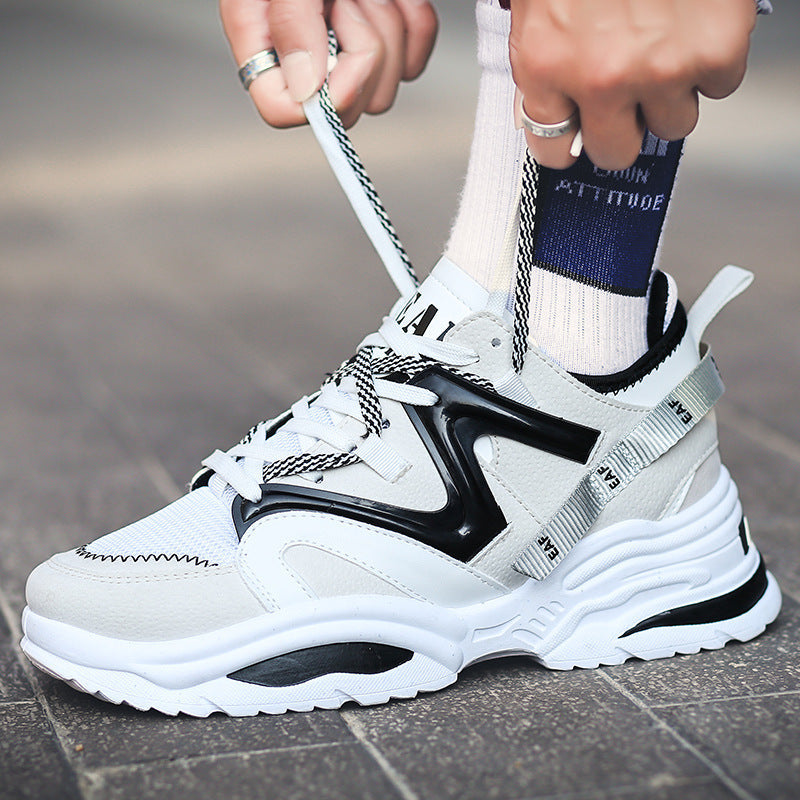 Damen sportliche Sneakers mit innovativem Design und farbenfrohen Akzenten