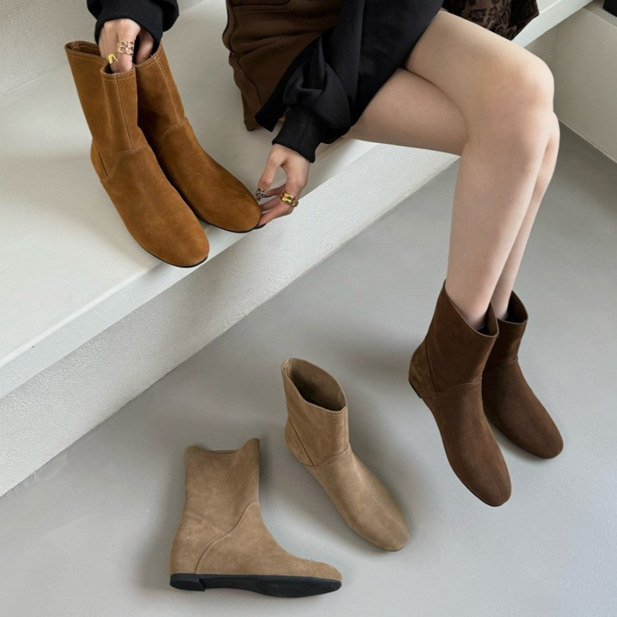Damen Elegante Stiefeletten aus weichem Wildleder mit praktischem Anziehschlitz R&B