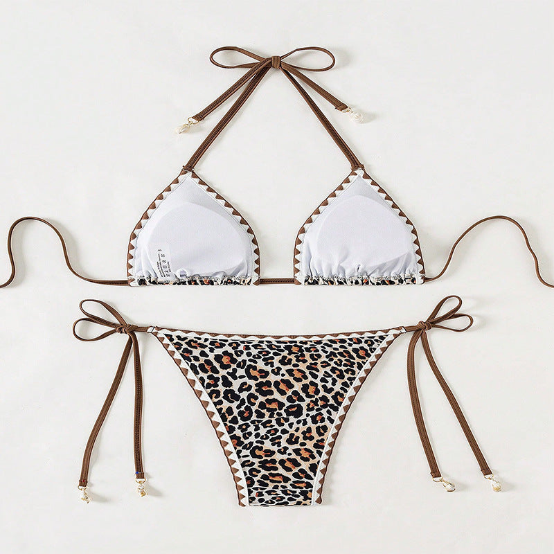 Damen Triangel-Bikini mit modischem Leoparden-Design und attraktiven Schnürdetails
