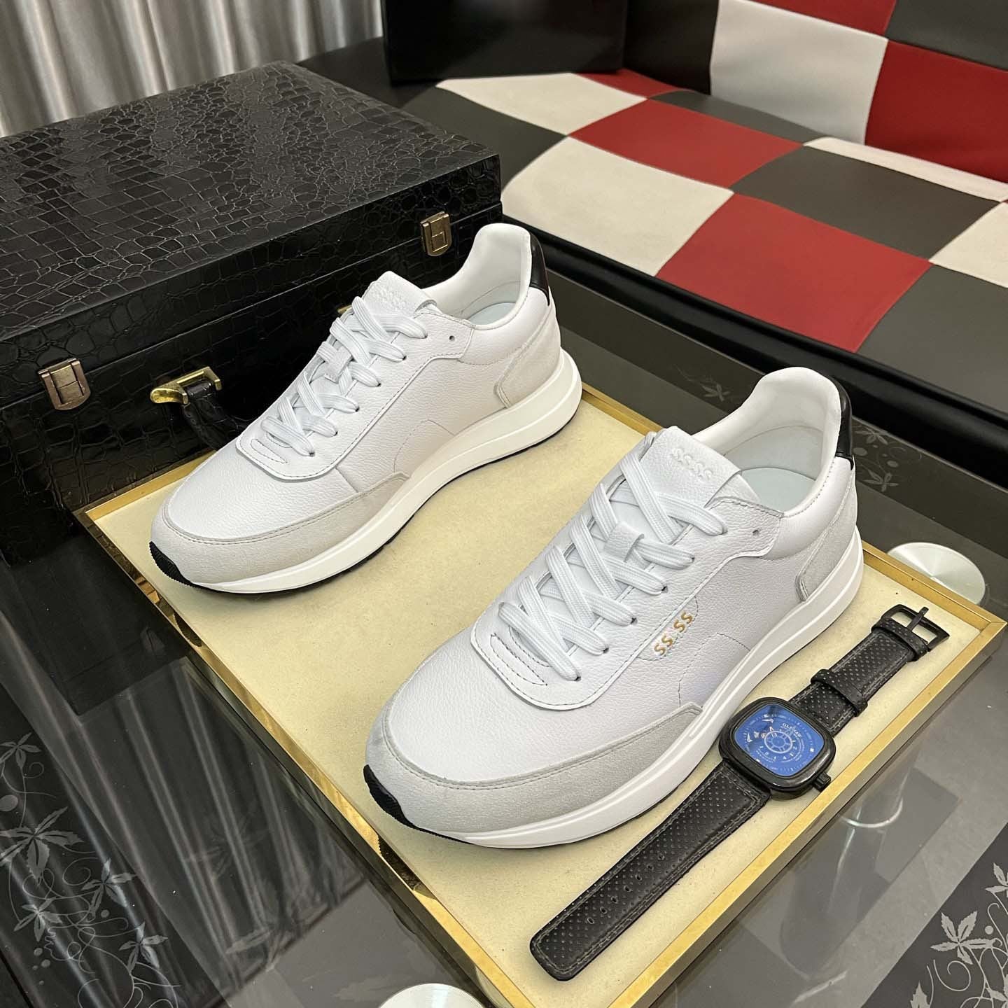 Damen Hochwertige Sneakers mit eleganter Prägung und atmungsaktivem Obermaterial R&B