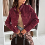 Damen elegante Jacke aus weichem Wildleder mit Knopfdetails R&B