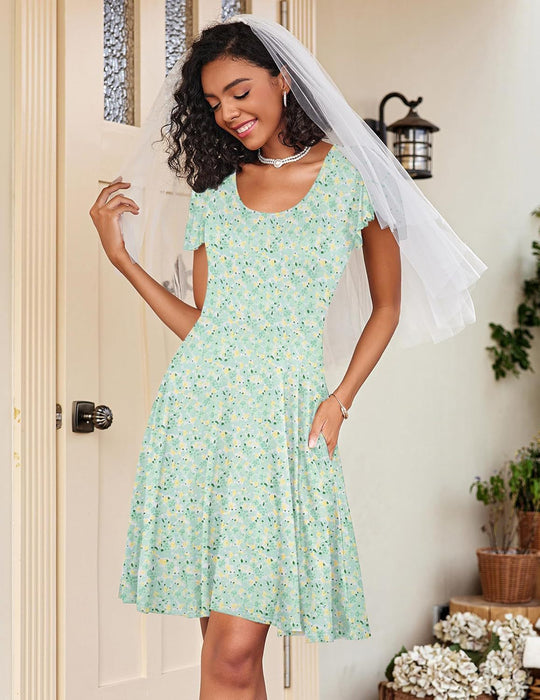 Damen Sommerliches Kleid mit floralem Muster und schwingendem Rock R&B
