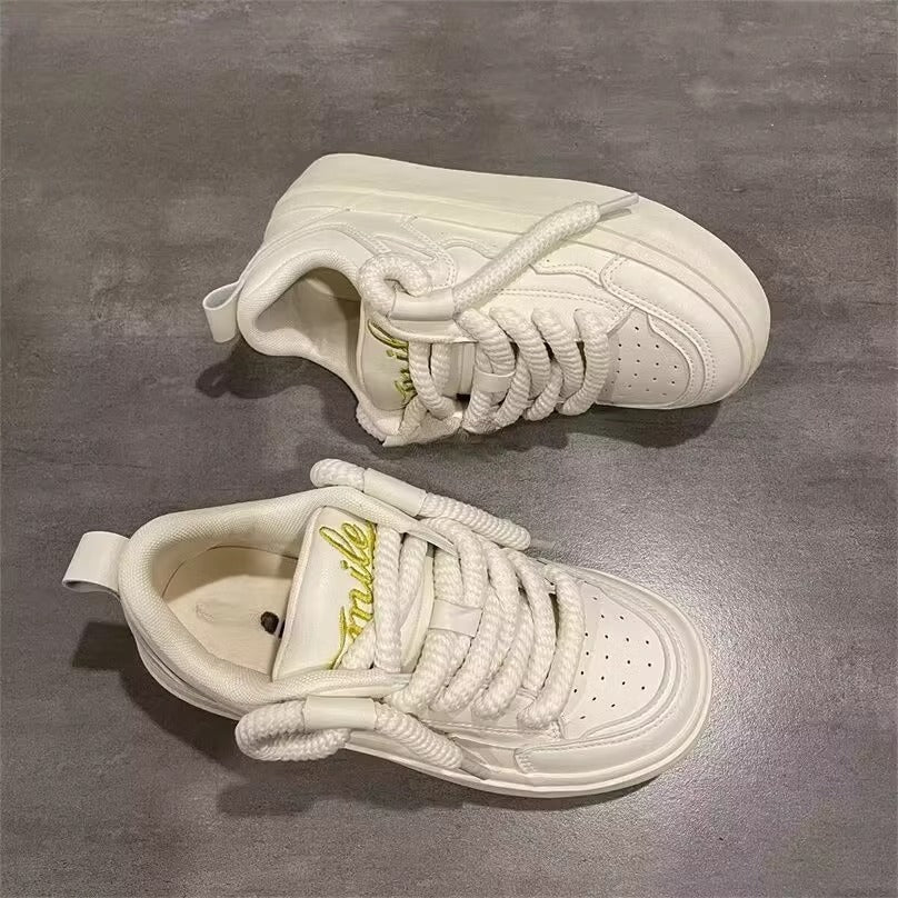 Damen Sneakers mit innovativem Schnürsystem und gepolsterter Innensohle R&B