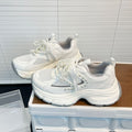 Damen Sportliche Chunky Sneaker mit extravagantem Perlenschmuck R&B