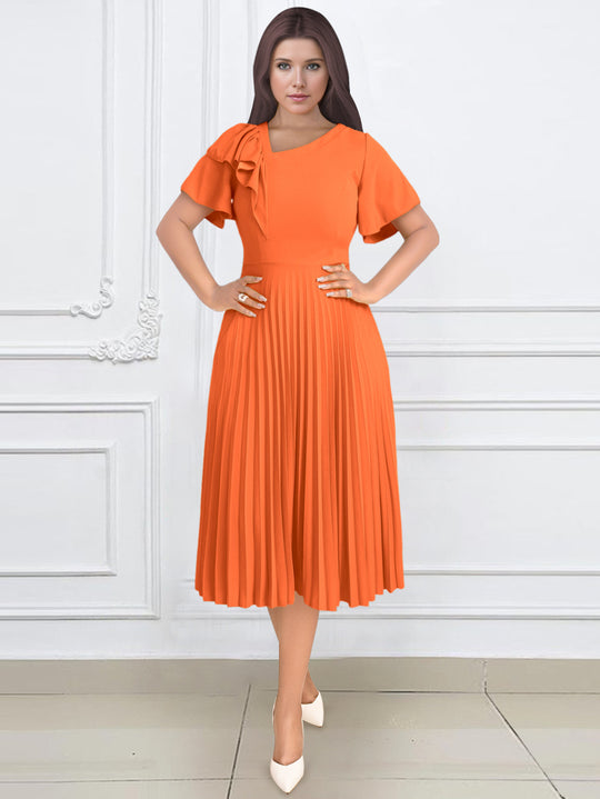 Damen Plissee-Kleid mit asymmetrischem Schnitt und eleganter Rüsche R&B