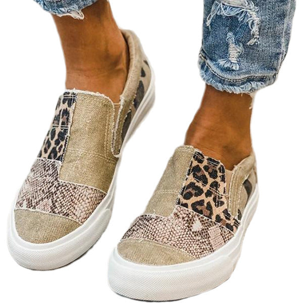 Damen modische Slip-On Sneakers mit Muster-Mix von R&B