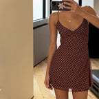 Damen süßes Spaghettiträger-Kleid mit Punktmuster und fließendem Schnitt R&B