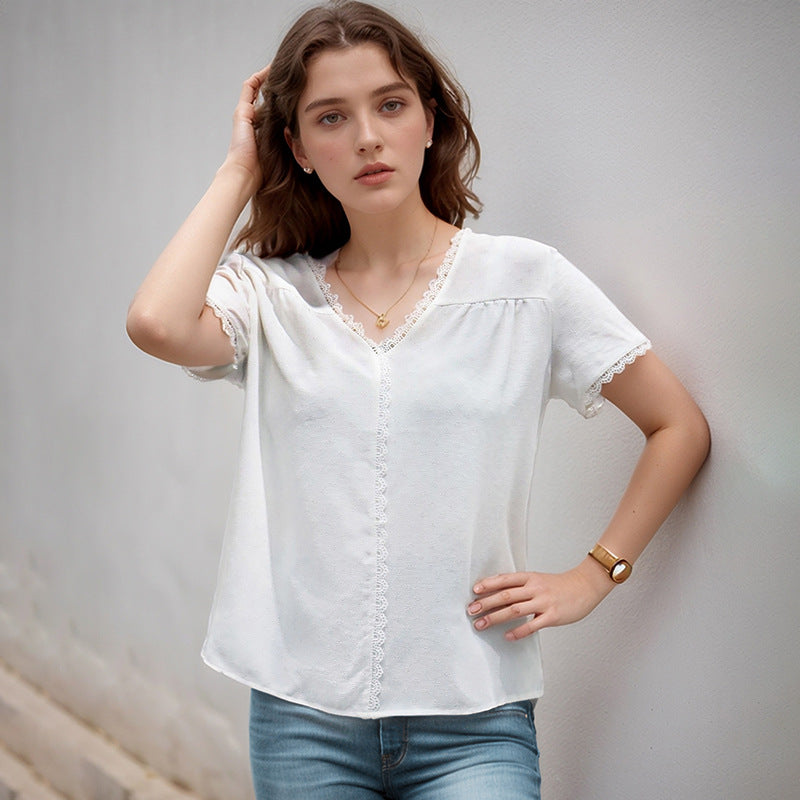 Damen Bluse mit zarten Spitzenakzenten und Knopfdetails R&B