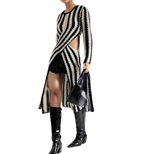 Damen Designer-Strickkleid mit asymmetrischem Schnitt und grafischem Muster R&B
