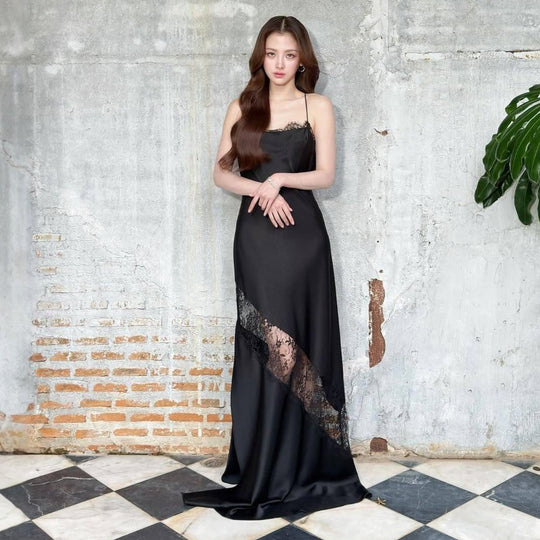 Damen Elegantes Abendkleid mit raffiniertem Spitzenbesatz R&B