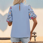 Damen Bluse mit floralen Spitzenärmel